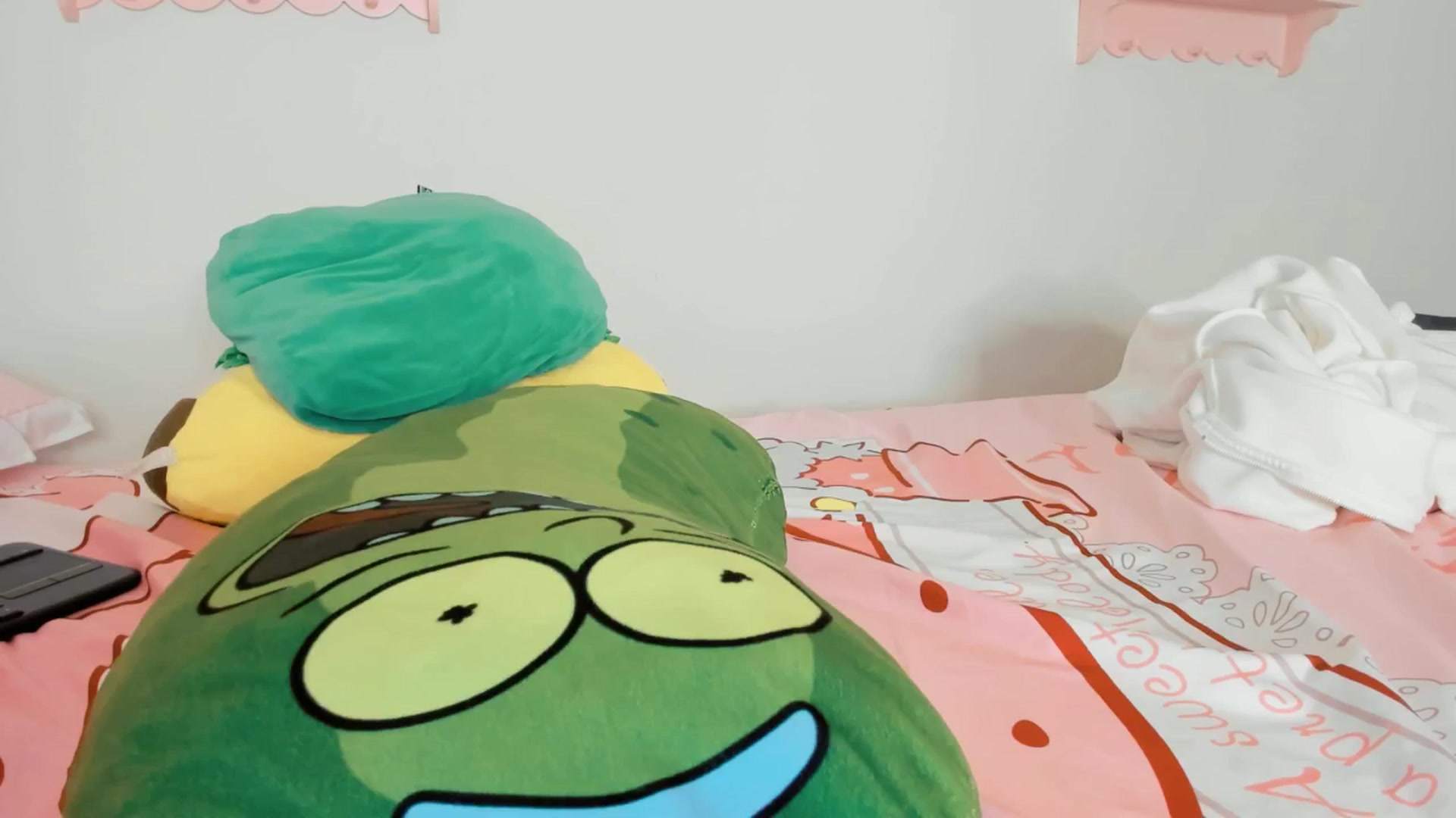 Gallery image thumbnail from Cherrycute666's myfreecams stream on, 10/20/2025, 02:51 image 12 of 20