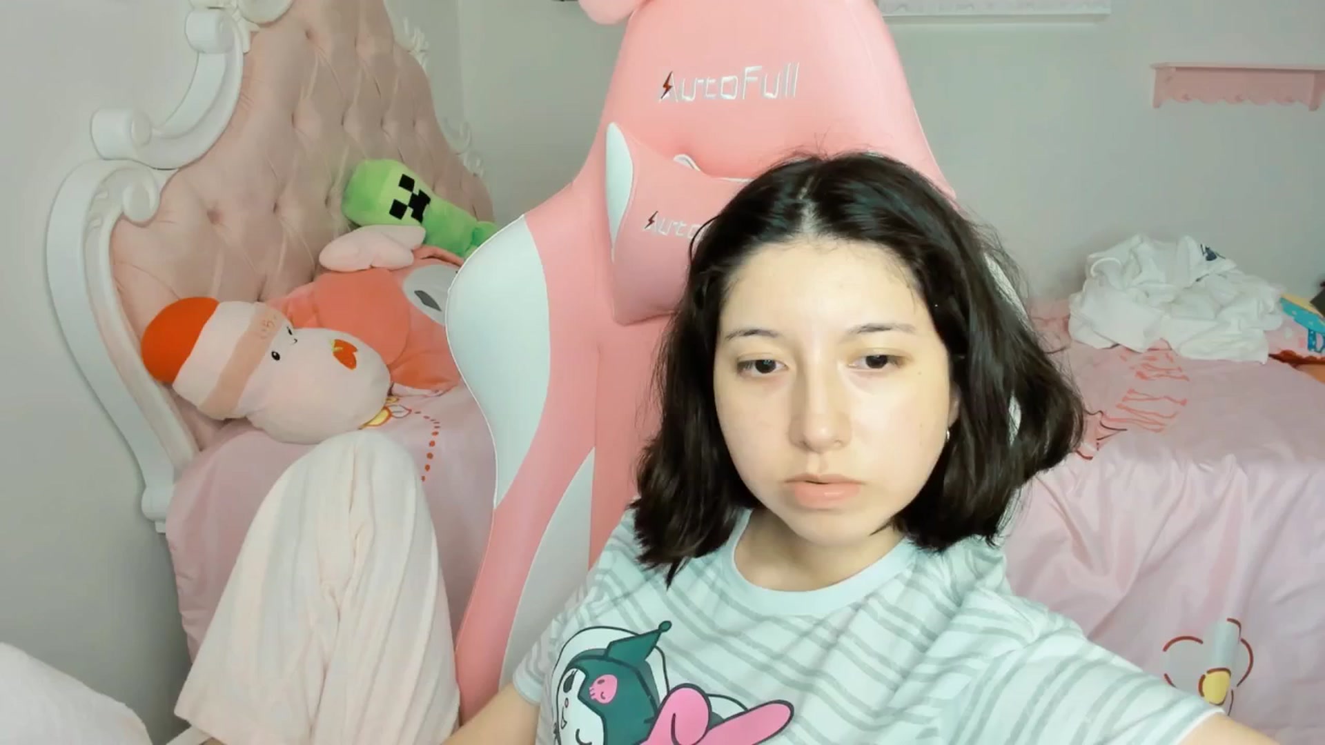 Gallery image thumbnail from Cherrycute666's myfreecams stream on, 10/20/2025, 02:51 image 1 of 20