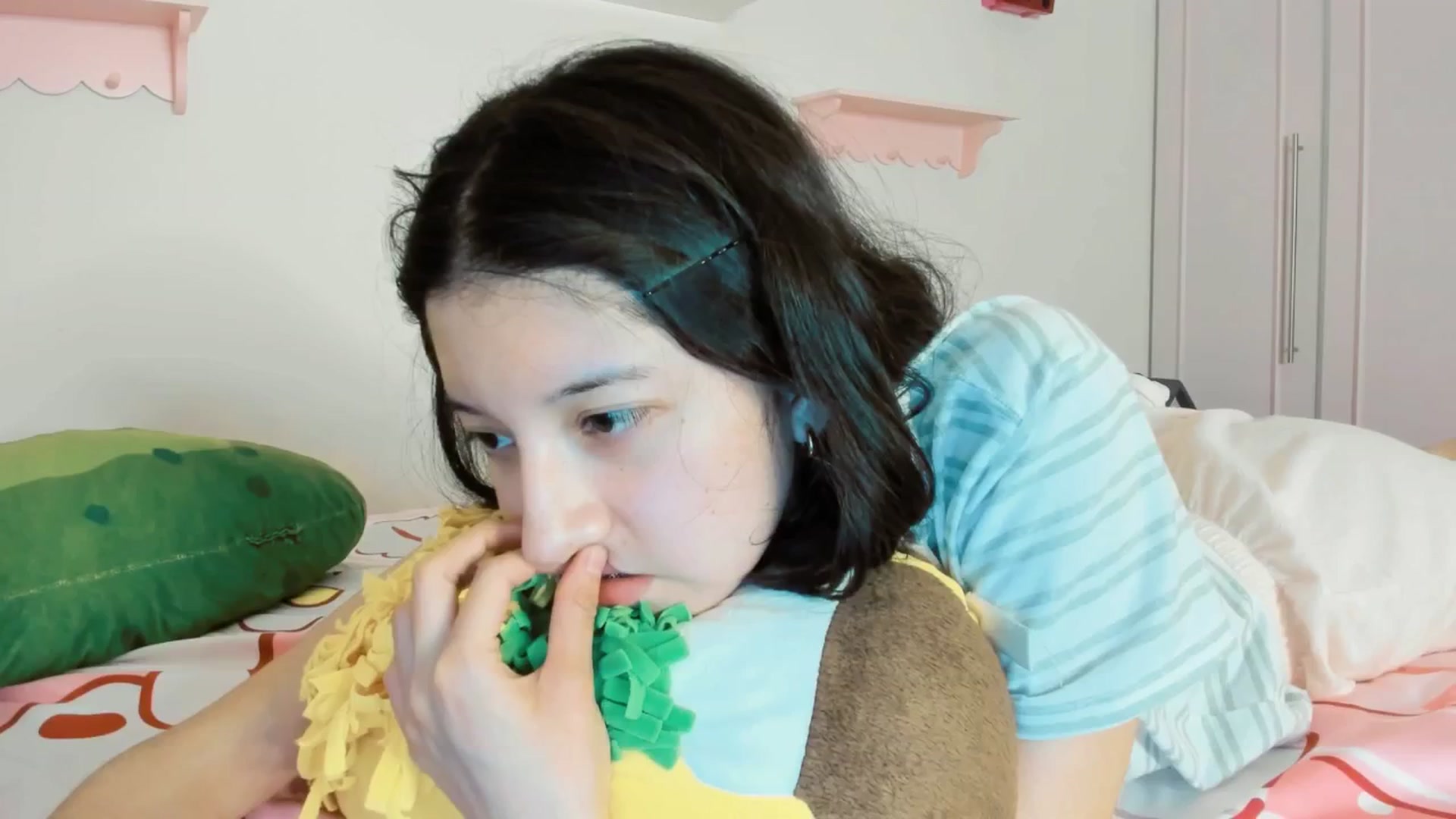 Gallery image thumbnail from Cherrycute666's myfreecams stream on, 10/20/2025, 03:19 image 2 of 20