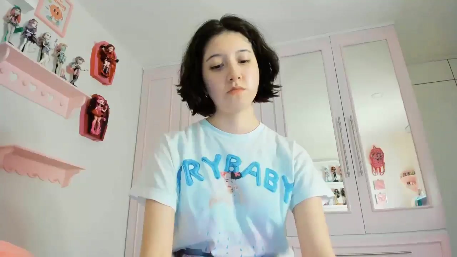 Gallery image thumbnail from Cherrycute666's myfreecams stream on, 11/13/2025, 05:40 image 19 of 20