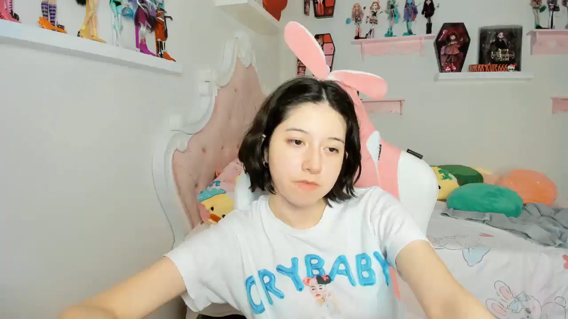 Gallery image thumbnail from Cherrycute666's myfreecams stream on, 11/13/2025, 06:47 image 19 of 20