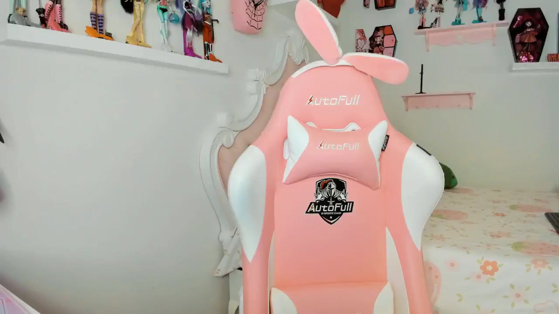 Gallery image thumbnail from Cherrycute666's myfreecams stream on, 11/20/2025, 05:51 image 5 of 20