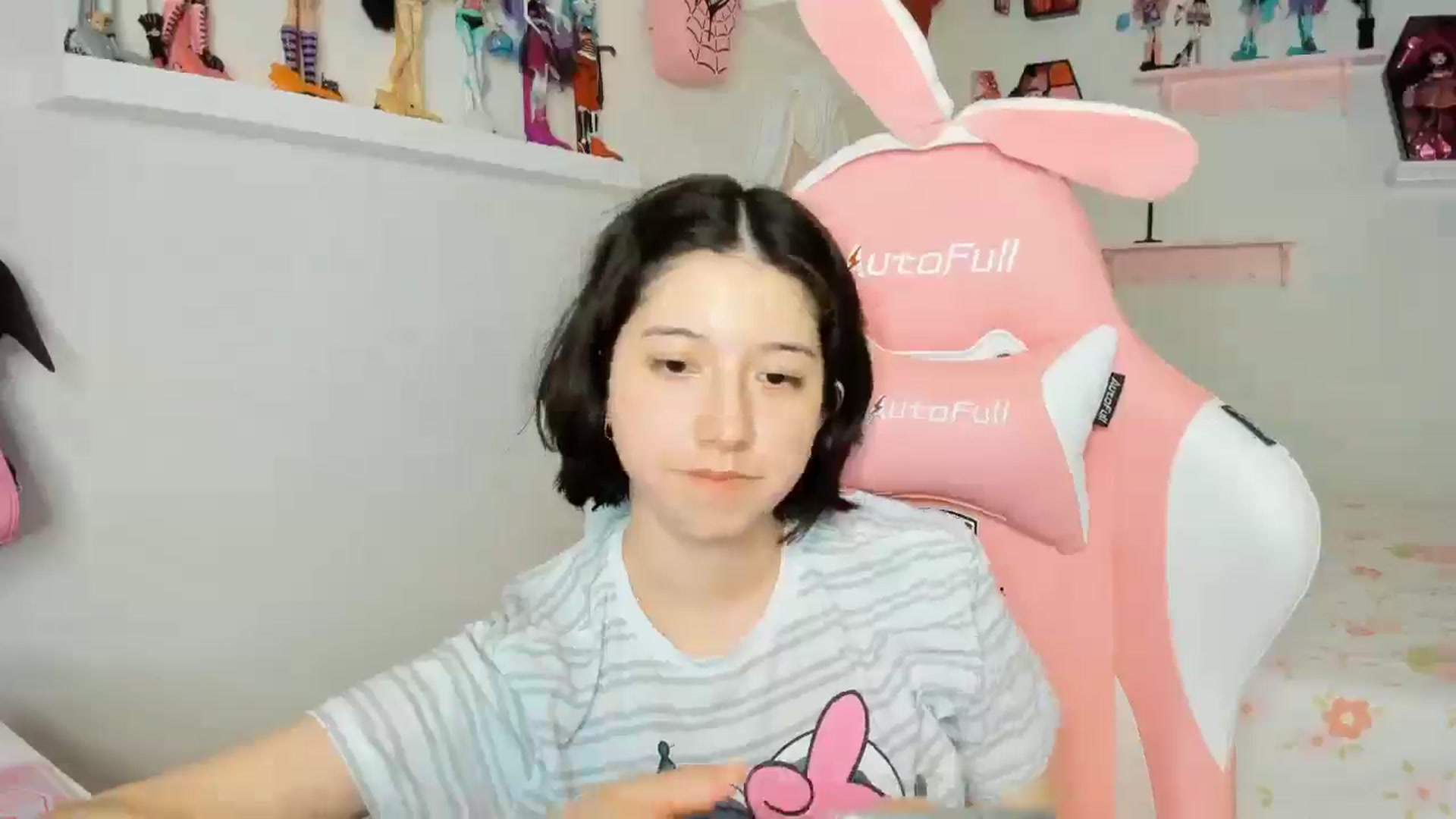 Gallery image thumbnail from Cherrycute666's myfreecams stream on, 11/20/2025, 05:51 image 7 of 20