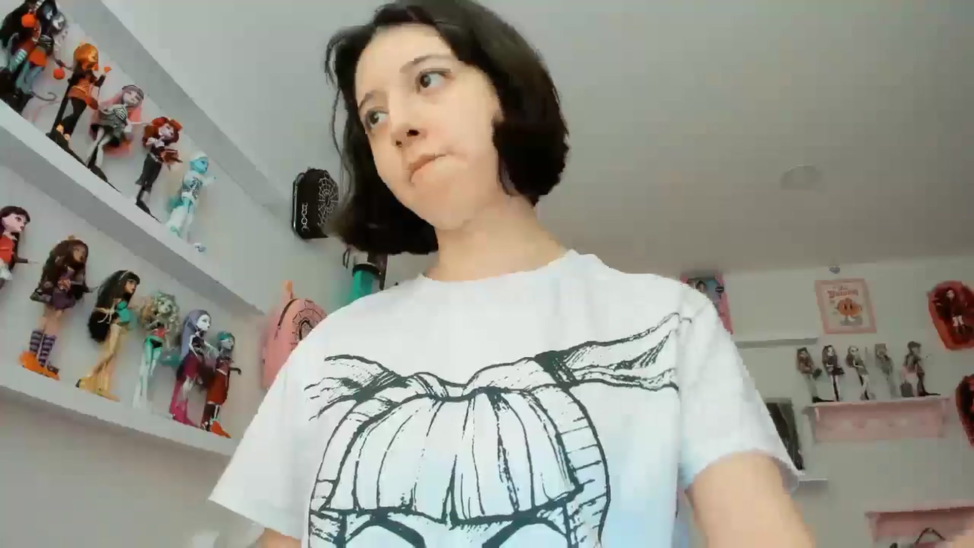 Gallery image thumbnail from Cherrycute666's myfreecams stream on, 11/21/2025, 23:28 image 14 of 20