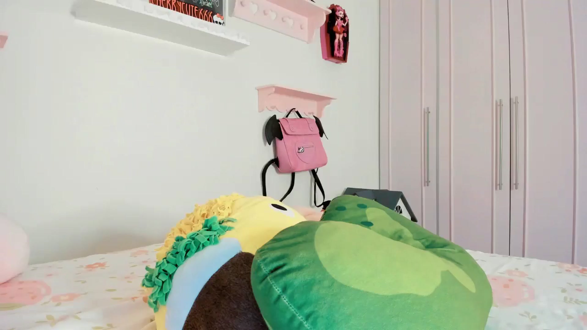 Gallery image thumbnail from Cherrycute666's myfreecams stream on, 11/22/2025, 07:48 image 5 of 20