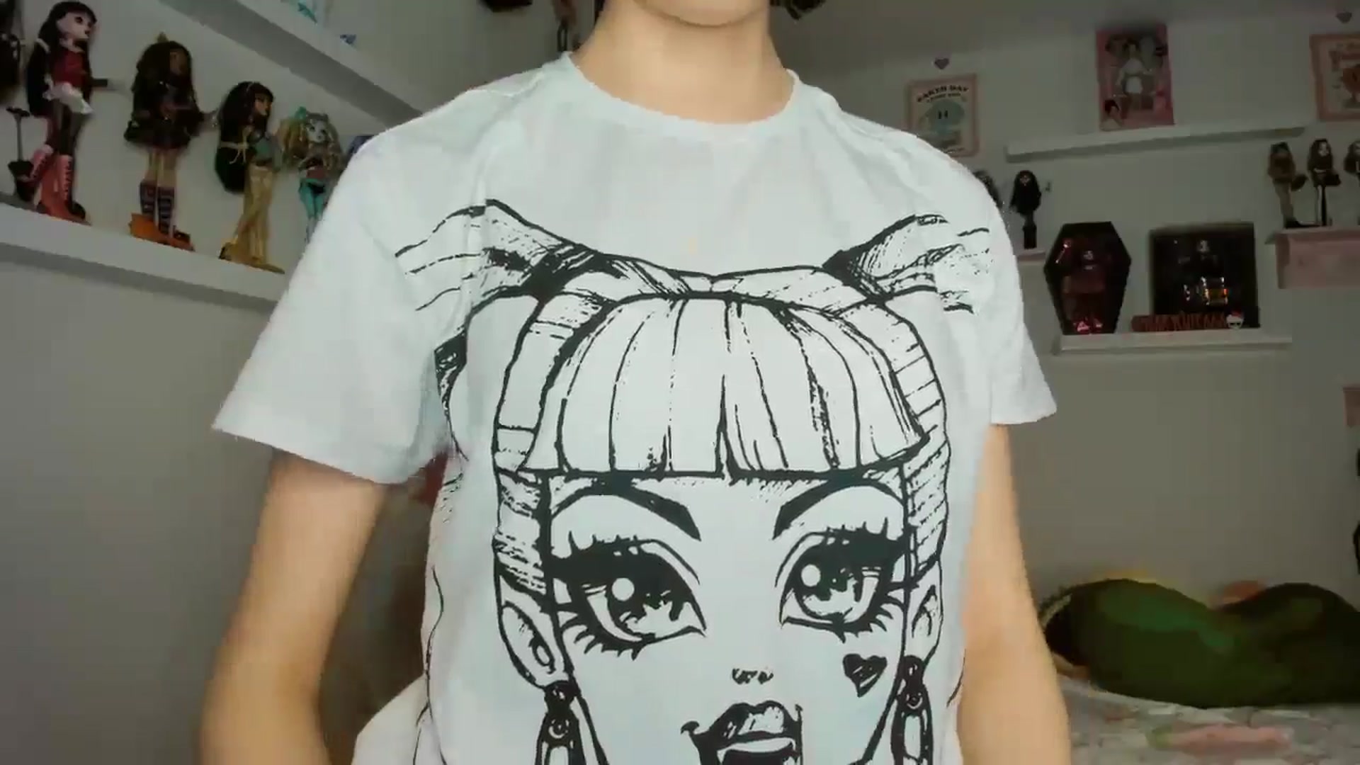 Gallery image thumbnail from Cherrycute666's myfreecams stream on, 11/22/2025, 08:31 image 6 of 20