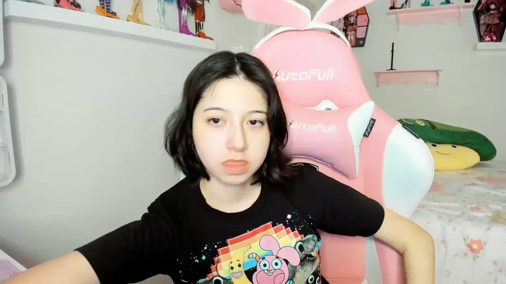 Gallery image thumbnail from Cherrycute666's myfreecams stream on, 11/23/2025, 07:33 image 4 of 20