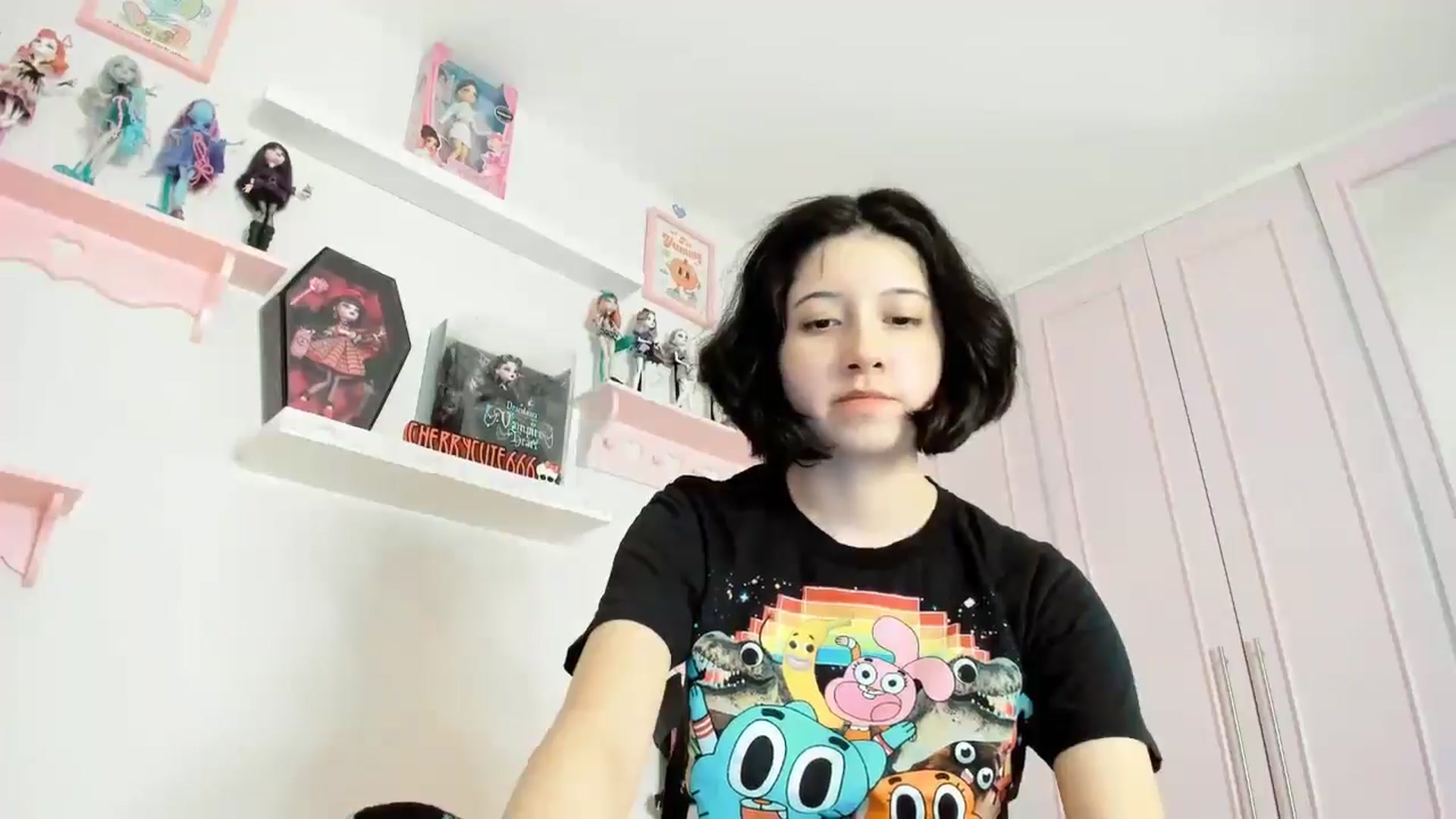 Gallery image thumbnail from Cherrycute666's myfreecams stream on, 11/23/2025, 08:36 image 14 of 20