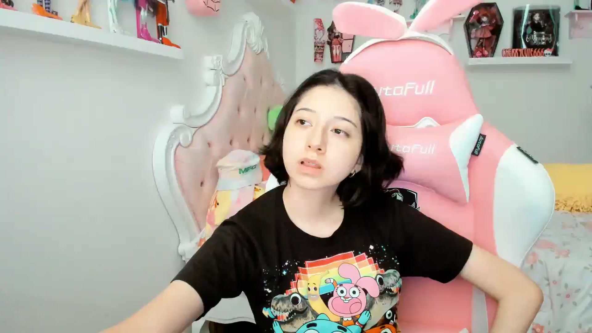 Gallery image thumbnail from Cherrycute666's myfreecams stream on, 11/24/2025, 24:13 image 5 of 20