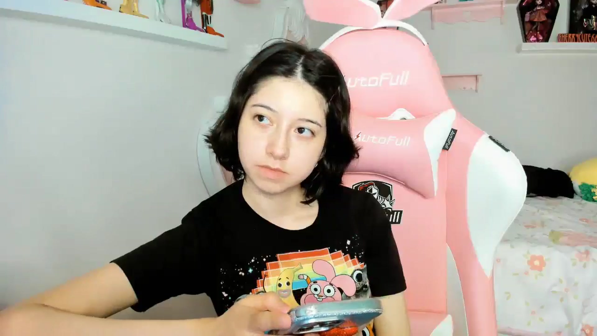 Gallery image thumbnail from Cherrycute666's myfreecams stream on, 11/24/2025, 24:13 image 17 of 20