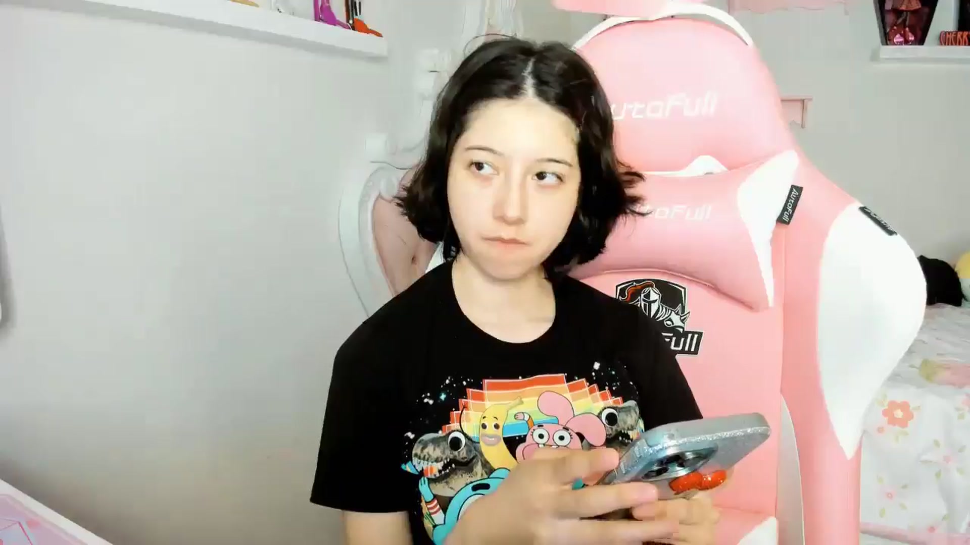 Gallery image thumbnail from Cherrycute666's myfreecams stream on, 11/24/2025, 24:13 image 14 of 20
