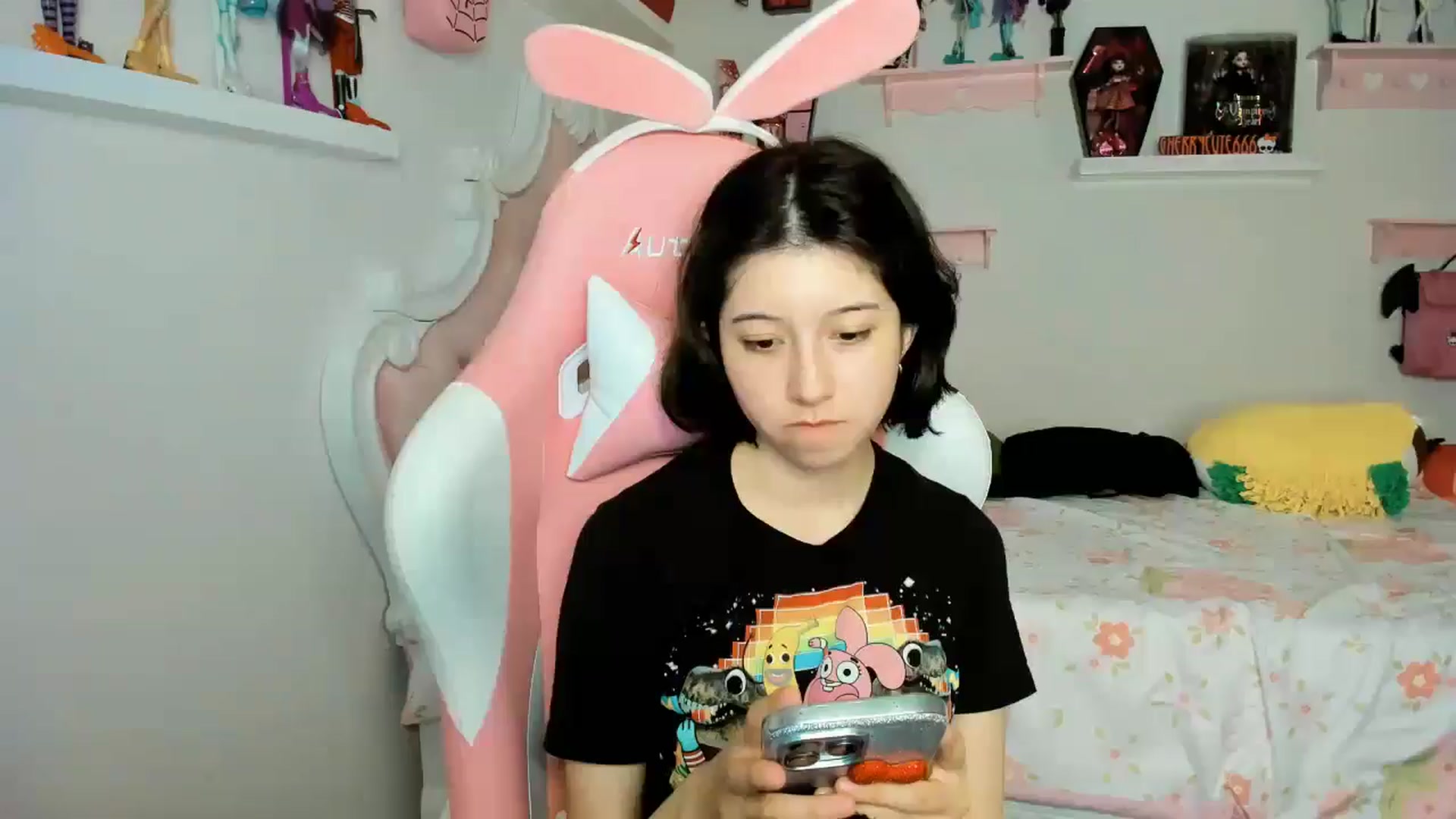 Gallery image thumbnail from Cherrycute666's myfreecams stream on, 11/24/2025, 03:04 image 15 of 20
