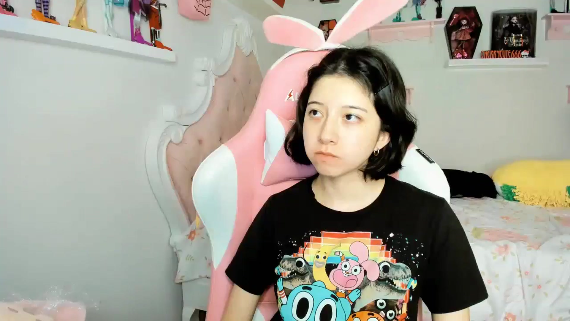 Gallery image thumbnail from Cherrycute666's myfreecams stream on, 11/24/2025, 03:04 image 18 of 20