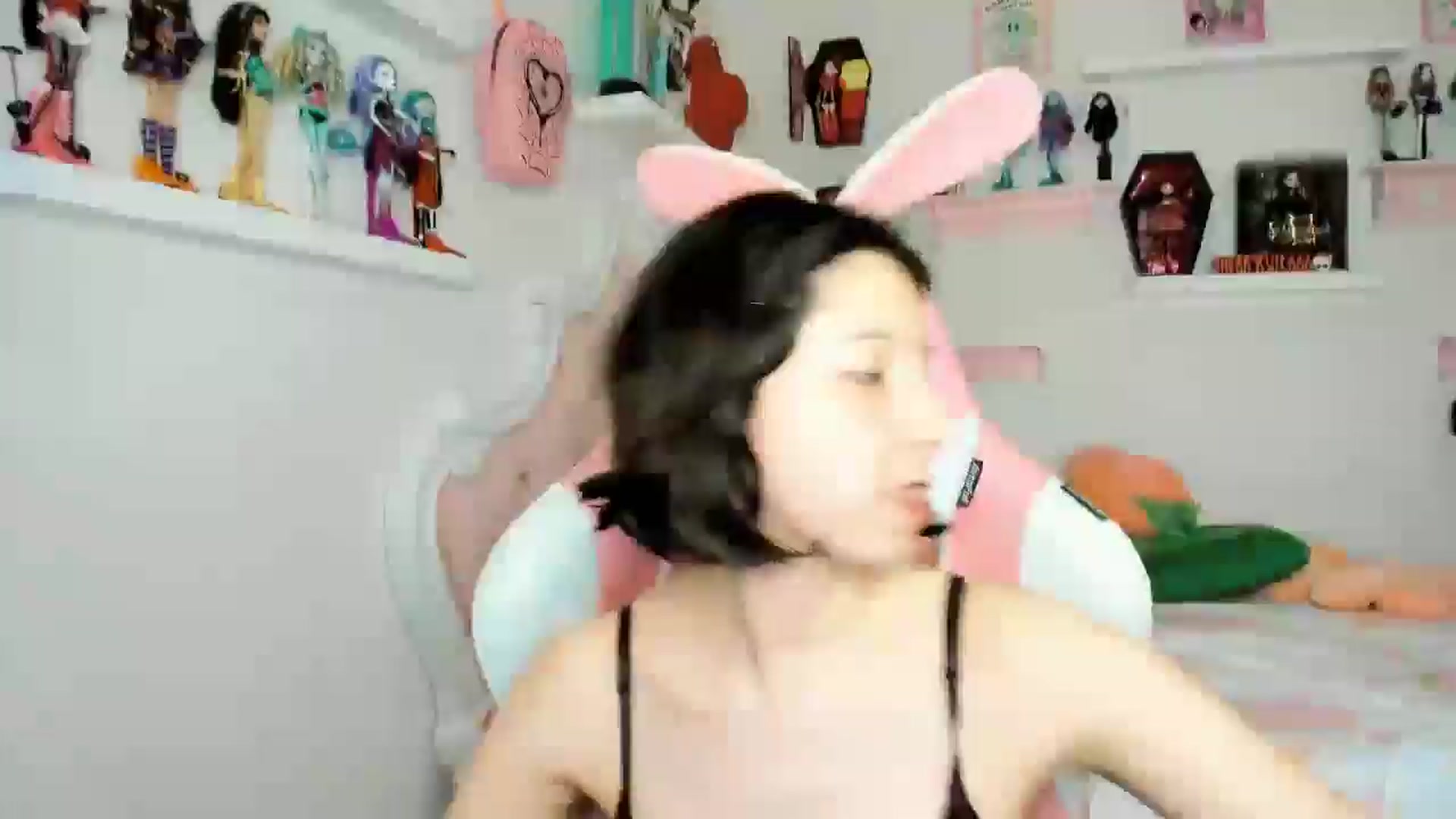 Gallery image thumbnail from Cherrycute666's myfreecams stream on, 11/24/2025, 04:33 image 1 of 20
