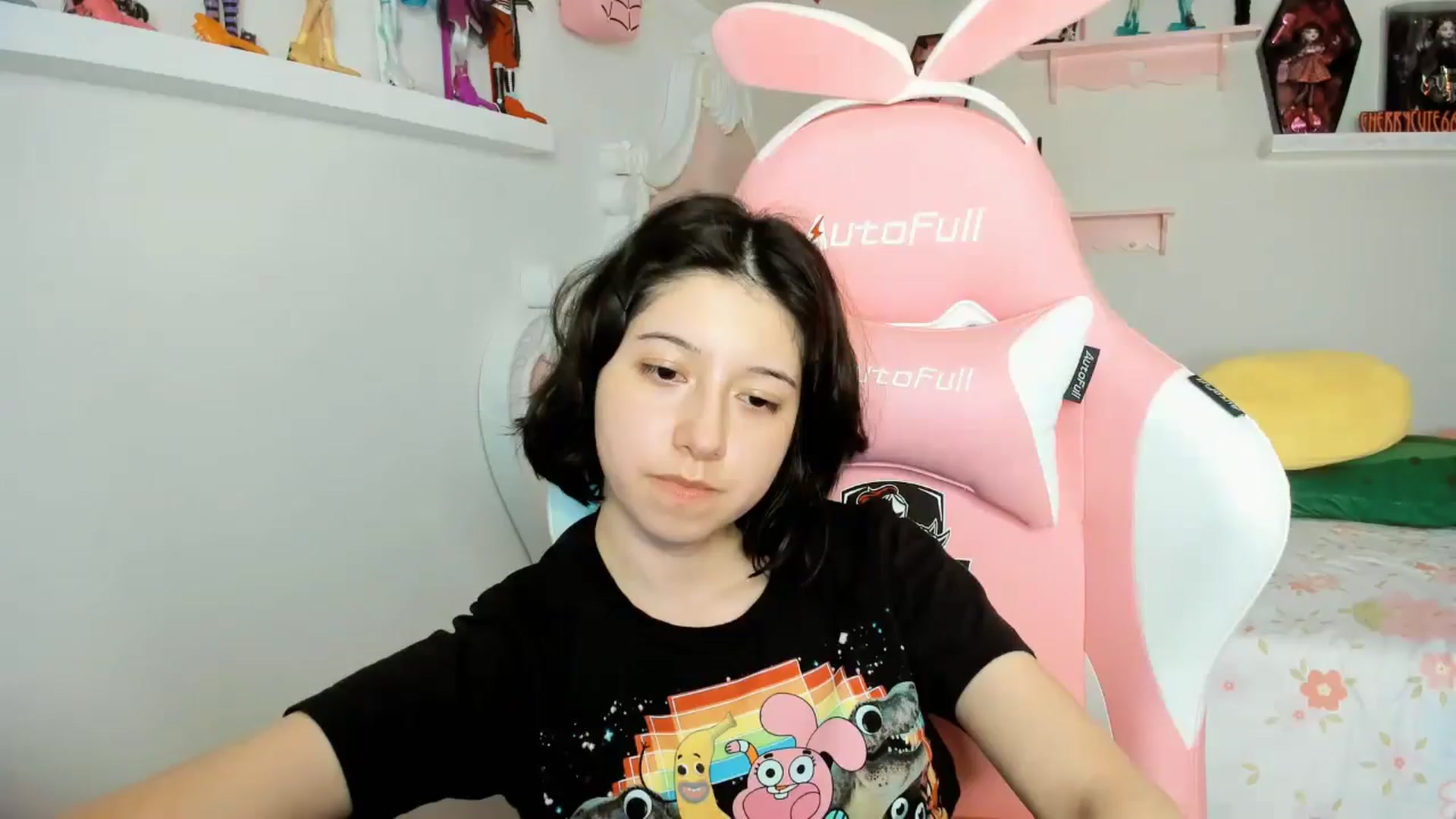 Gallery image thumbnail from Cherrycute666's myfreecams stream on, 11/24/2025, 05:17 image 18 of 20
