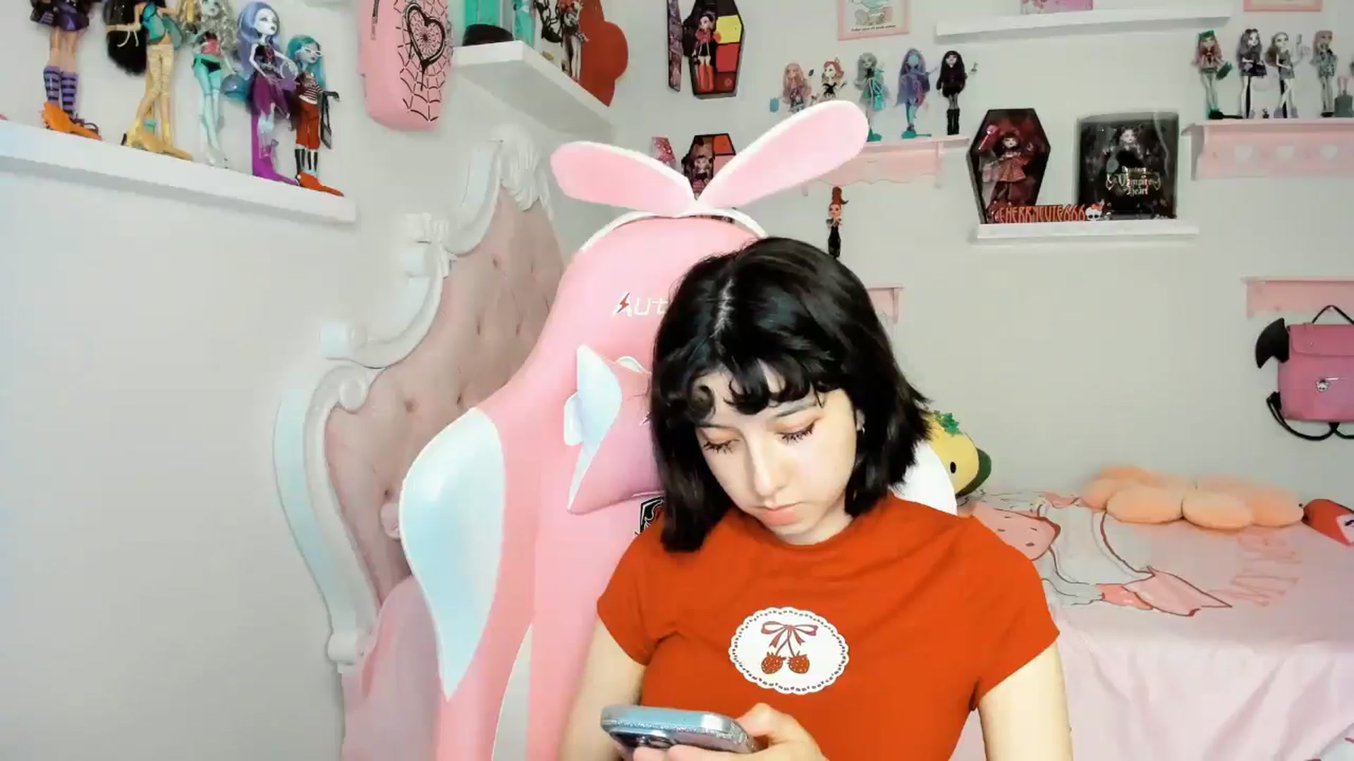 Gallery image thumbnail from Cherrycute666's myfreecams stream on, 11/29/2025, 02:58 image 3 of 20