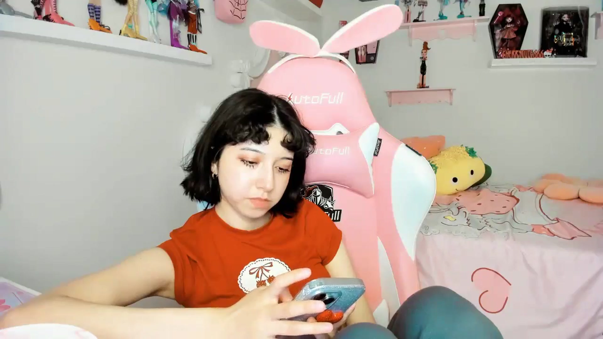 Gallery image thumbnail from Cherrycute666's myfreecams stream on, 11/29/2025, 02:58 image 2 of 20