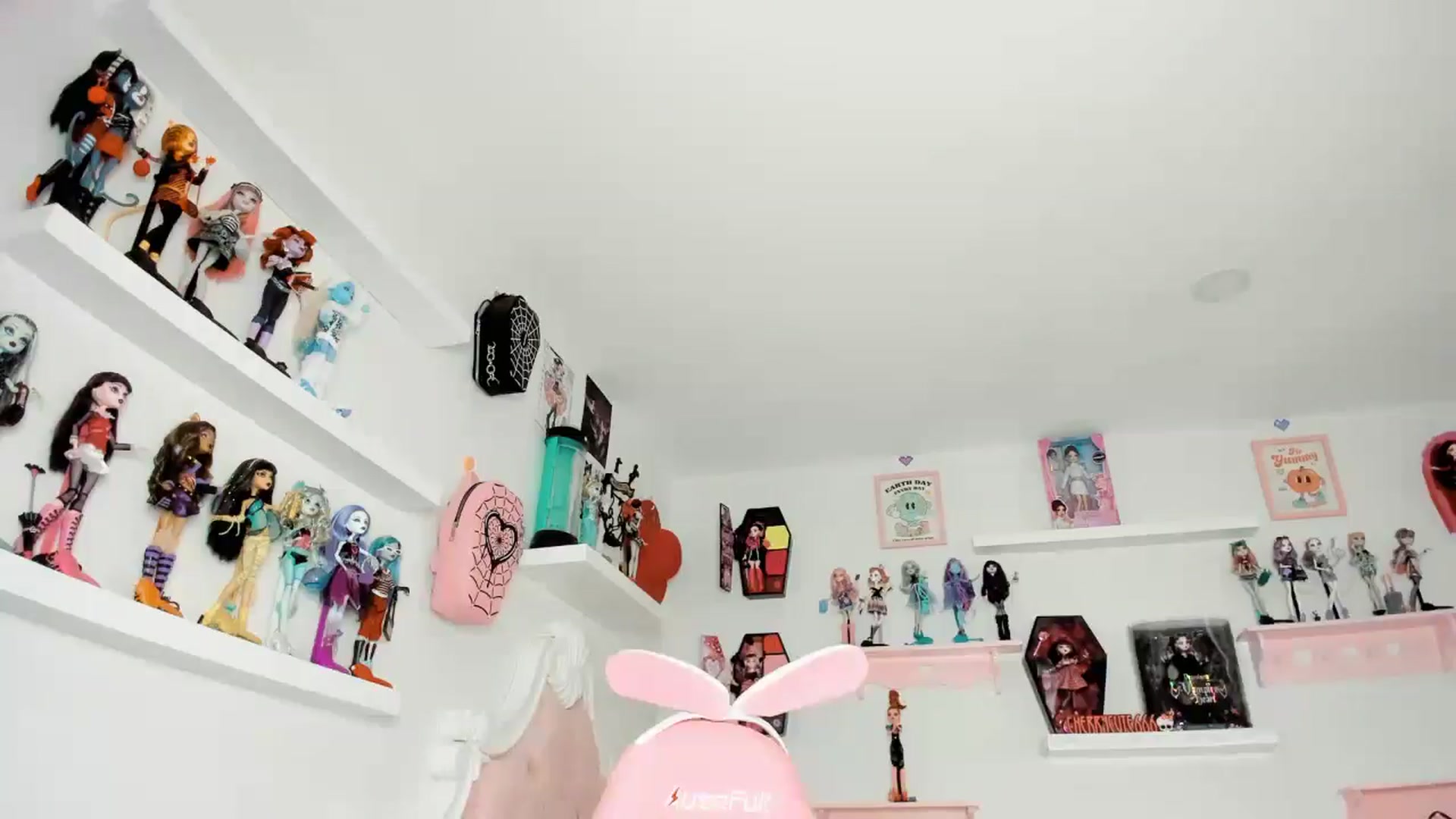 Gallery image thumbnail from Cherrycute666's myfreecams stream on, 11/29/2025, 02:58 image 8 of 20