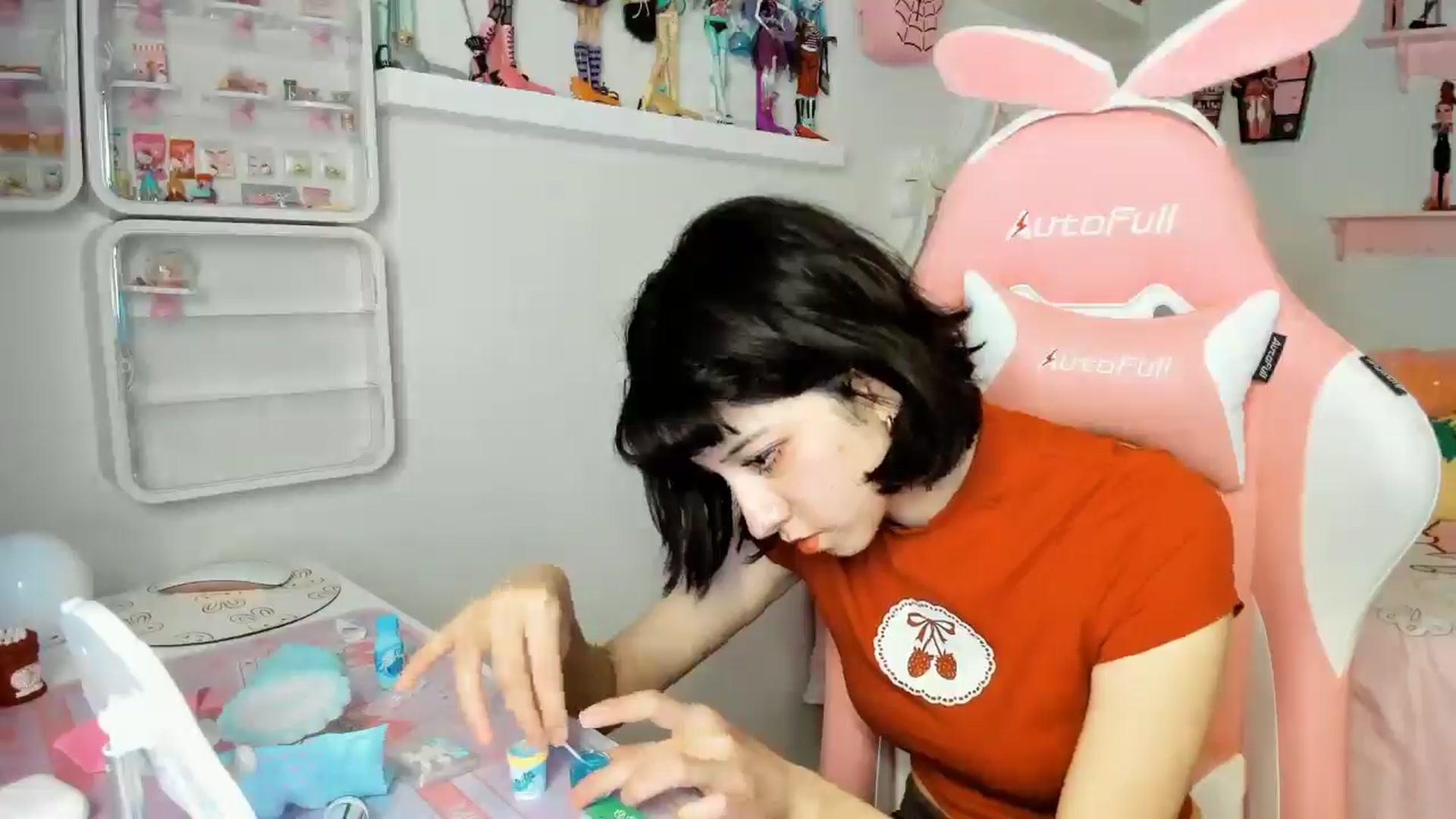 Gallery image thumbnail from Cherrycute666's myfreecams stream on, 11/29/2025, 02:58 image 17 of 20