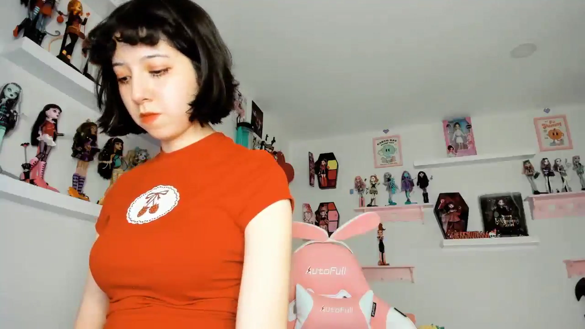 Gallery image thumbnail from Cherrycute666's myfreecams stream on, 11/29/2025, 02:58 image 9 of 20