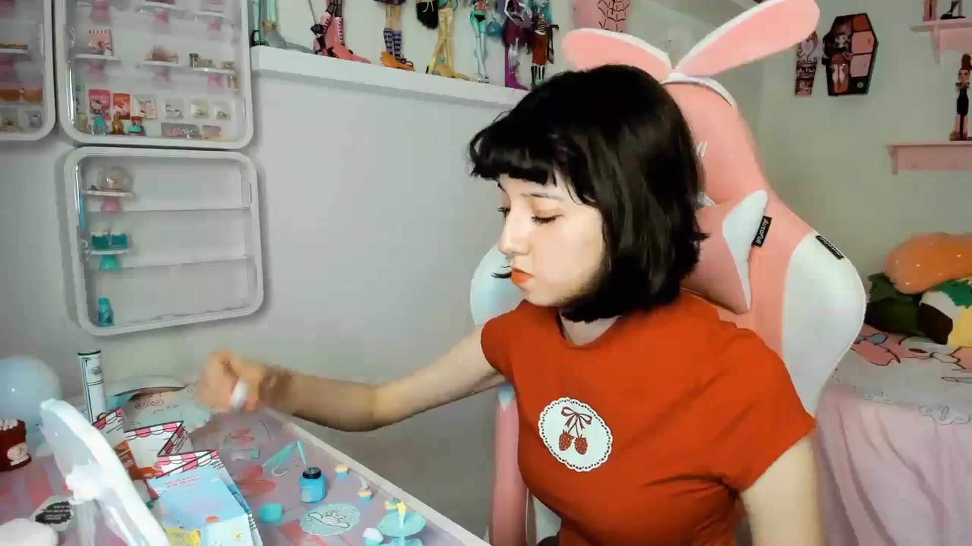 Gallery image thumbnail from Cherrycute666's myfreecams stream on, 11/29/2025, 03:50 image 2 of 20