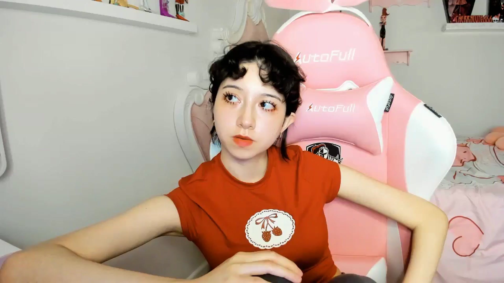 Gallery image thumbnail from Cherrycute666's myfreecams stream on, 11/29/2025, 08:29 image 7 of 20