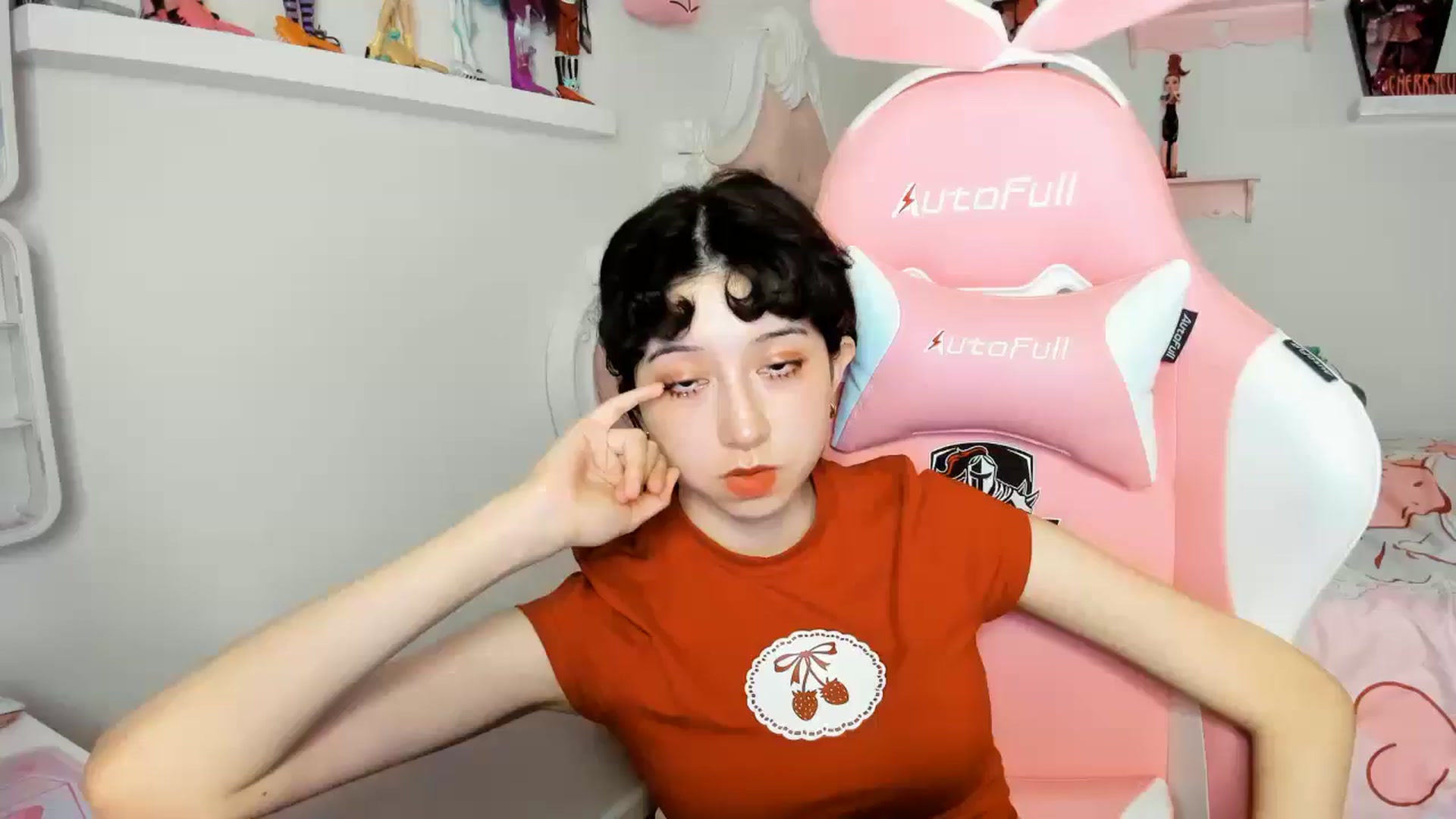 Gallery image thumbnail from Cherrycute666's myfreecams stream on, 11/29/2025, 08:29 image 2 of 20