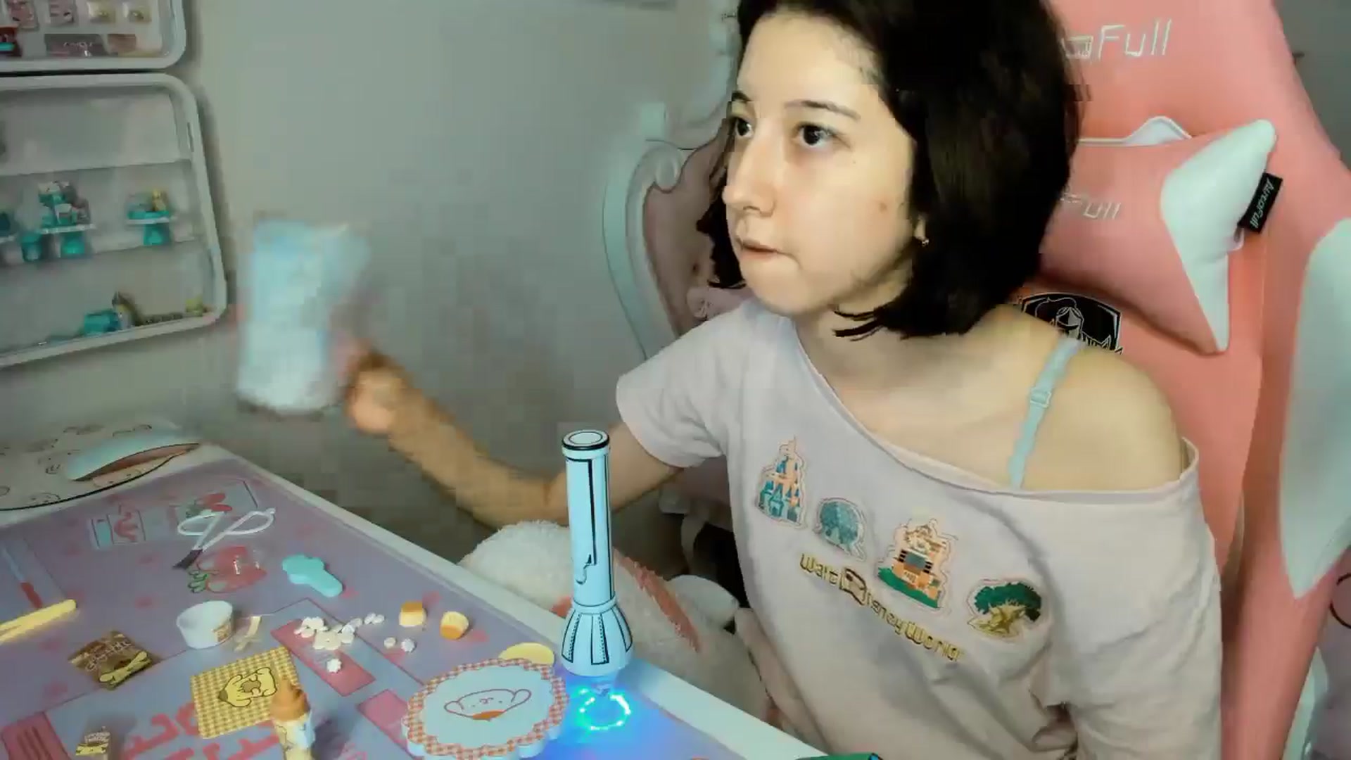 Gallery image thumbnail from Cherrycute666's myfreecams stream on, 11/30/2025, 05:52 image 14 of 20