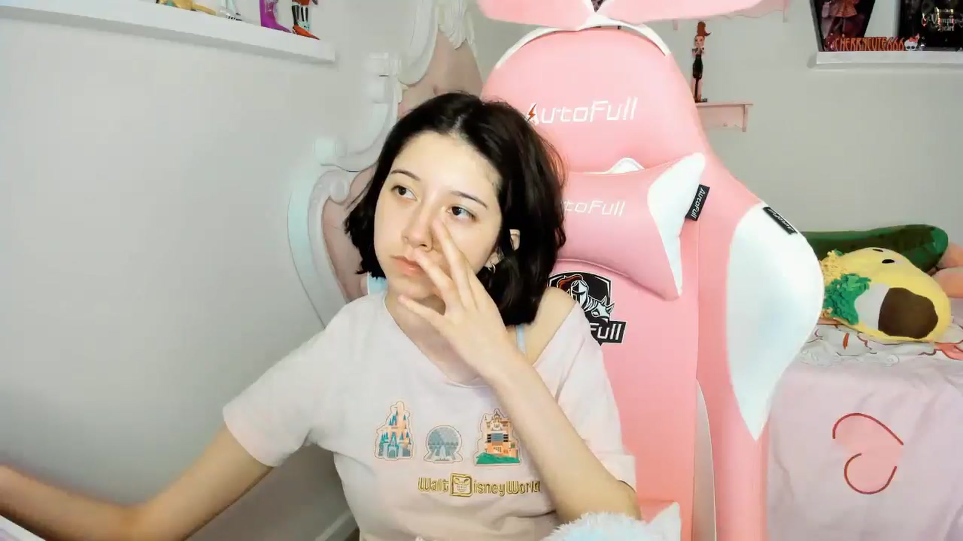 Gallery image thumbnail from Cherrycute666's myfreecams stream on, 11/30/2025, 05:52 image 8 of 20