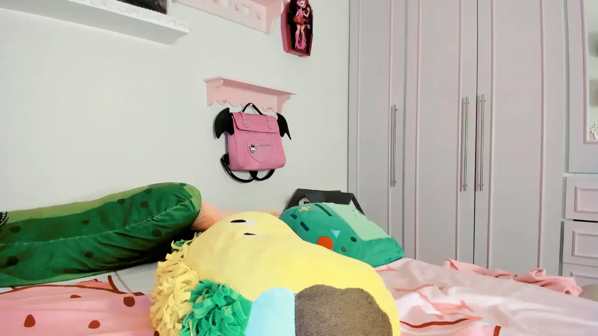 Gallery image thumbnail from Cherrycute666's myfreecams stream on, 11/30/2025, 08:00 image 14 of 20