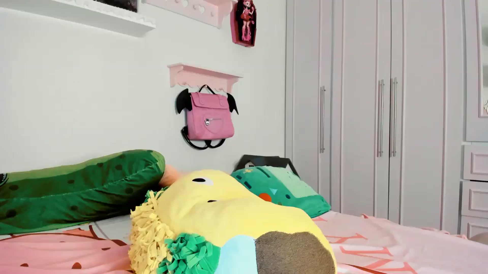 Gallery image thumbnail from Cherrycute666's myfreecams stream on, 11/30/2025, 08:00 image 13 of 20