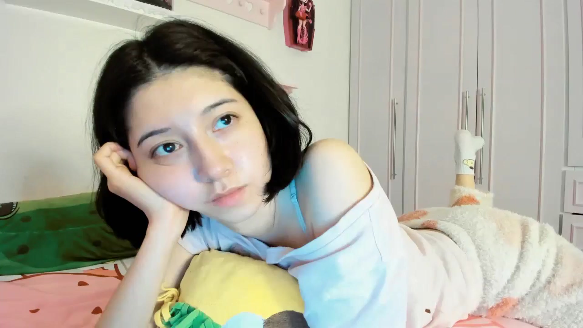 Gallery image thumbnail from Cherrycute666's myfreecams stream on, 11/30/2025, 08:00 image 10 of 20