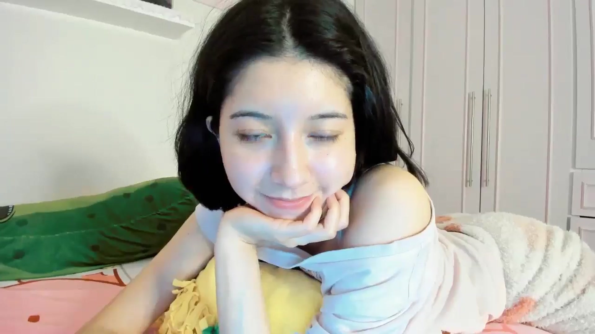 Gallery image thumbnail from Cherrycute666's myfreecams stream on, 11/30/2025, 08:00 image 12 of 20