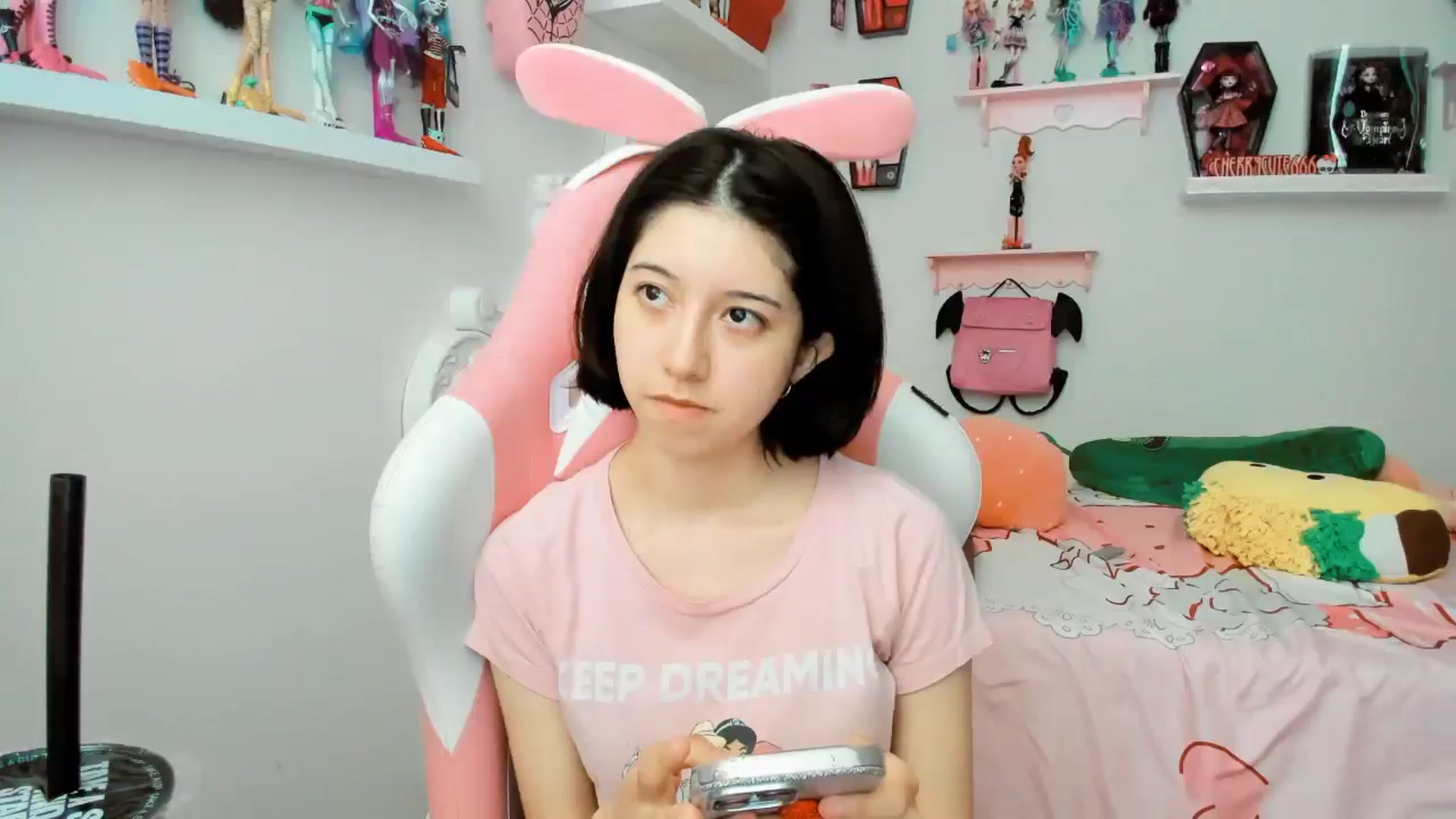 Gallery image thumbnail from Cherrycute666's myfreecams stream on, 11/30/2025, 21:18 image 7 of 20