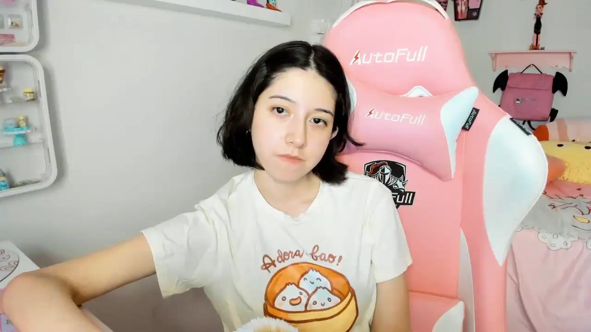 Gallery image thumbnail from Cherrycute666's myfreecams stream on, 12/01/2025, 03:26 image 6 of 20