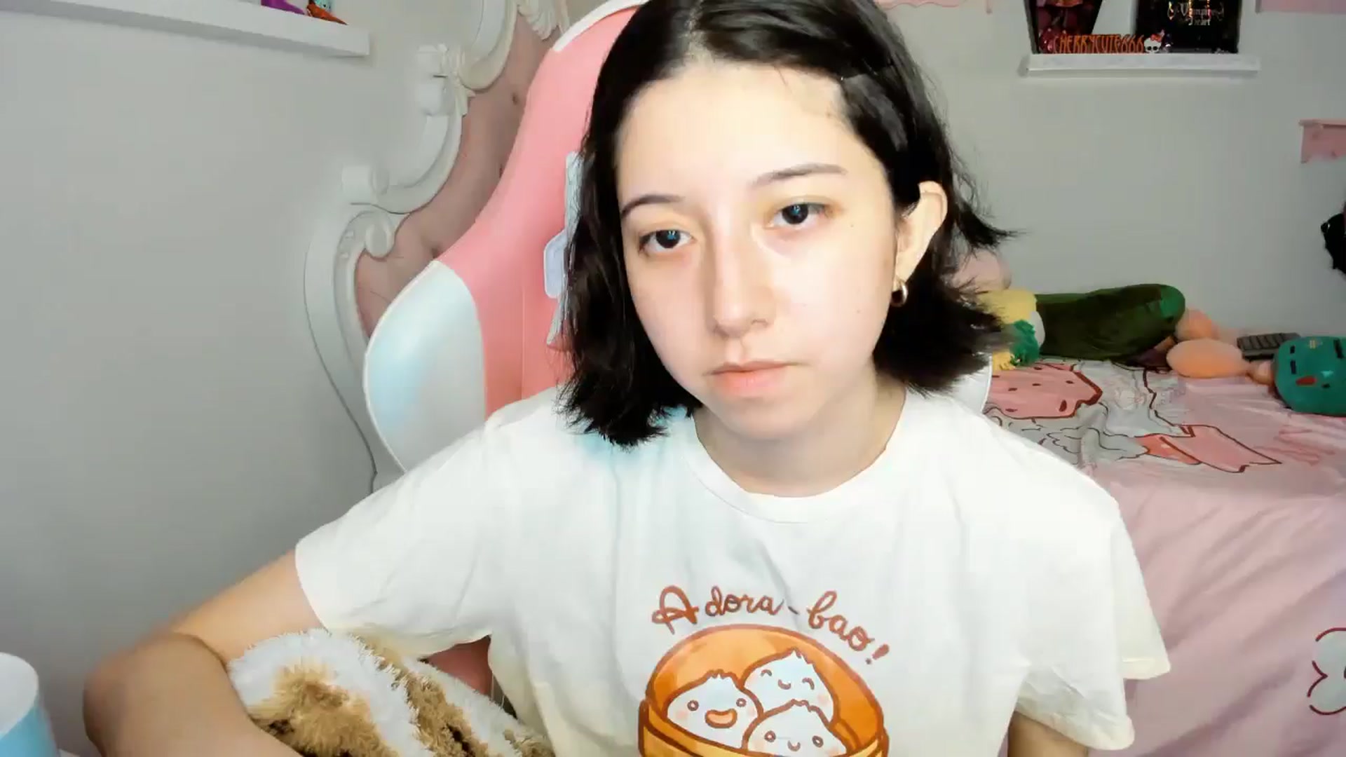 Gallery image thumbnail from Cherrycute666's myfreecams stream on, 12/01/2025, 03:26 image 3 of 20