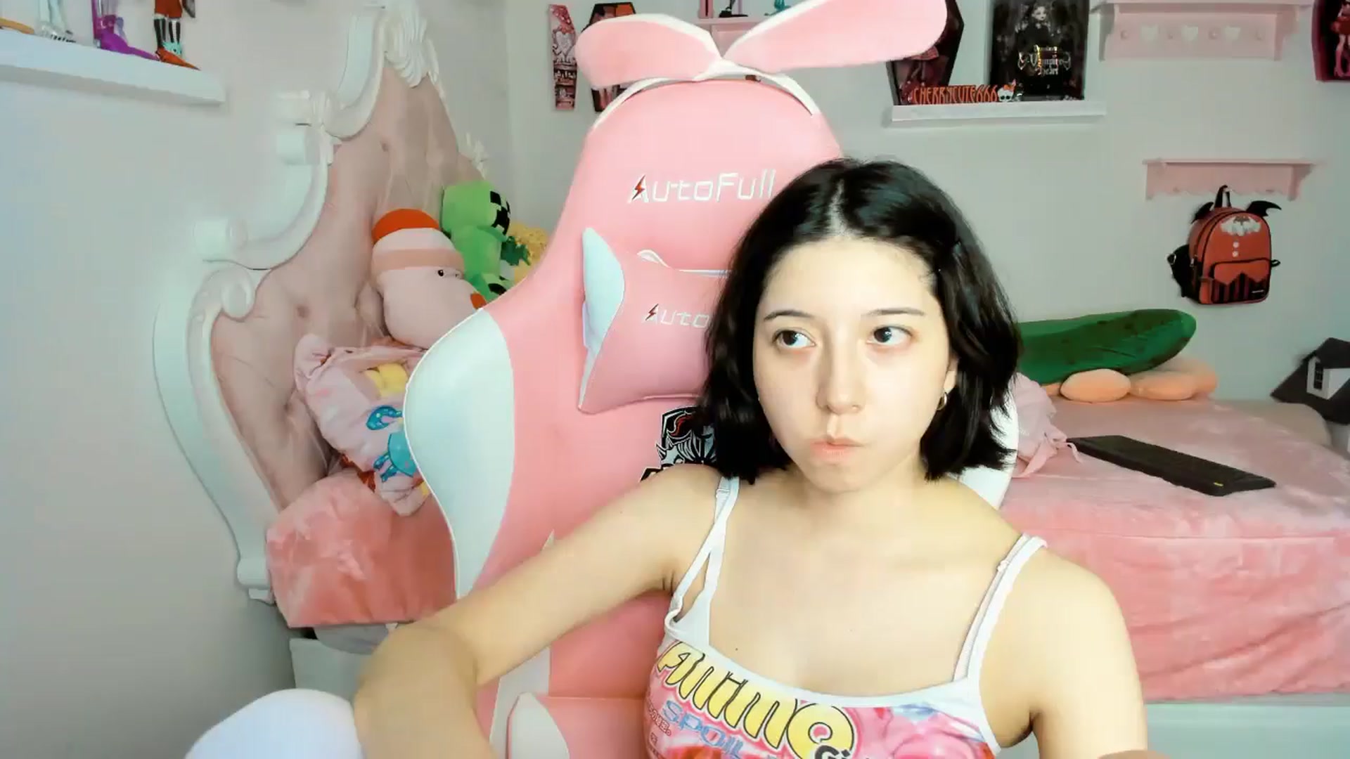 Gallery image thumbnail from Cherrycute666's myfreecams stream on, 12/02/2025, 06:04 image 14 of 20