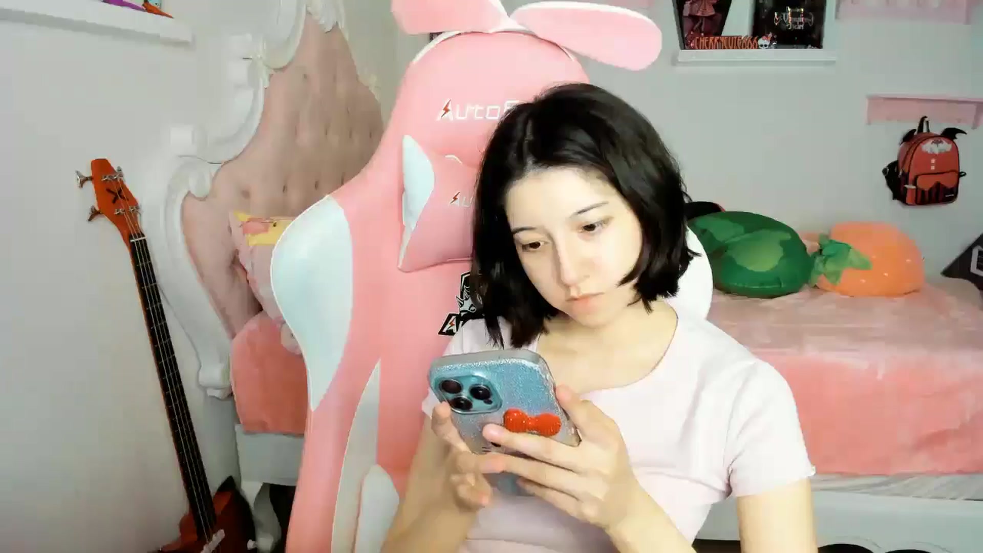 Gallery image thumbnail from Cherrycute666's myfreecams stream on, 12/06/2025, 07:49 image 20 of 20