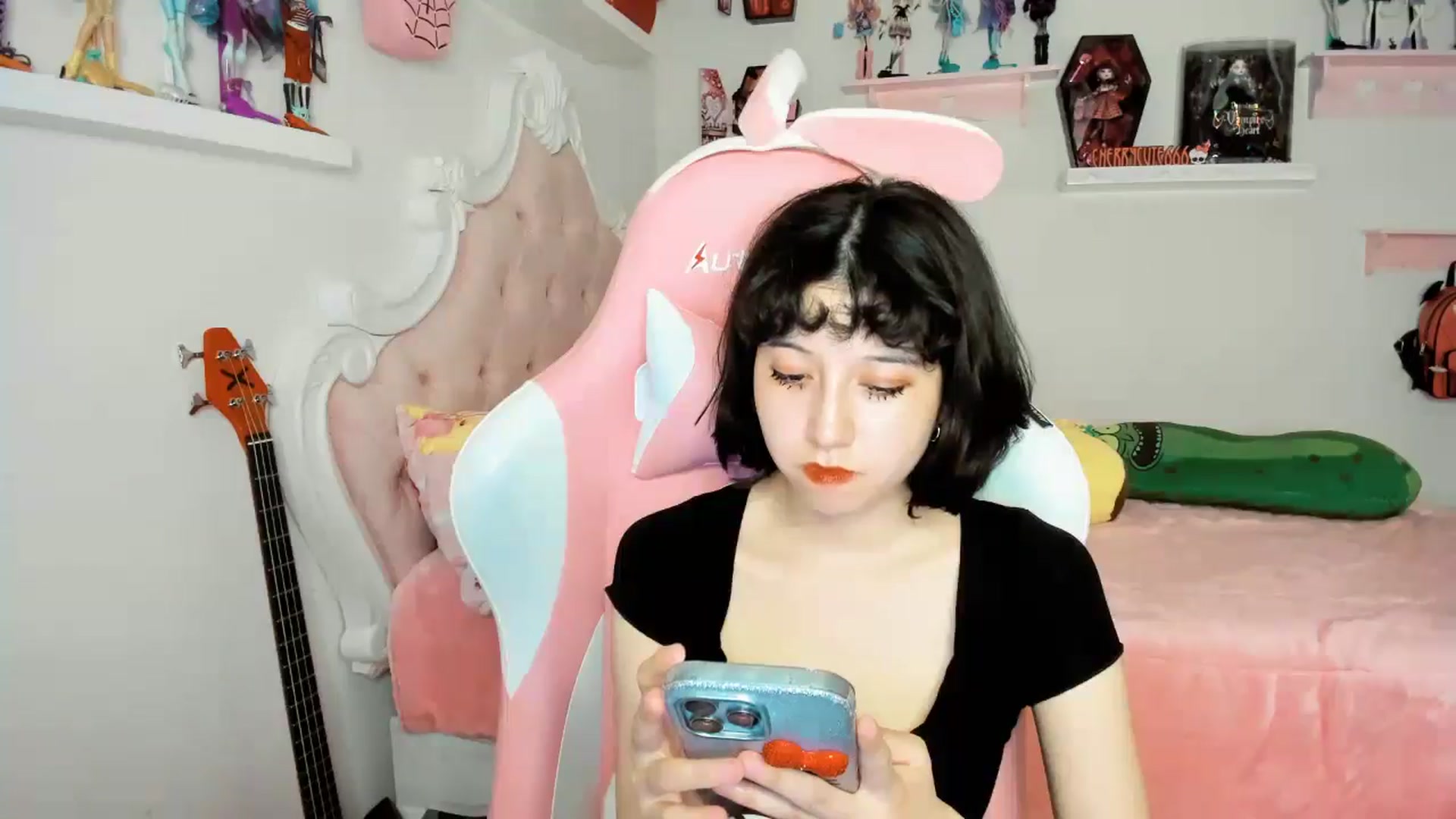 Gallery image thumbnail from Cherrycute666's myfreecams stream on, 12/07/2025, 08:30 image 3 of 20
