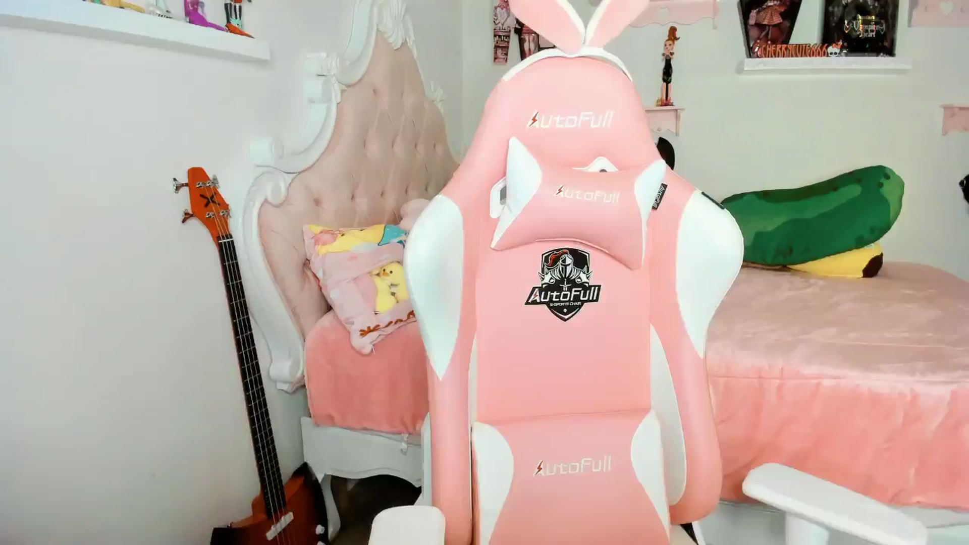 Gallery image thumbnail from Cherrycute666's myfreecams stream on, 12/08/2025, 07:13 image 20 of 20