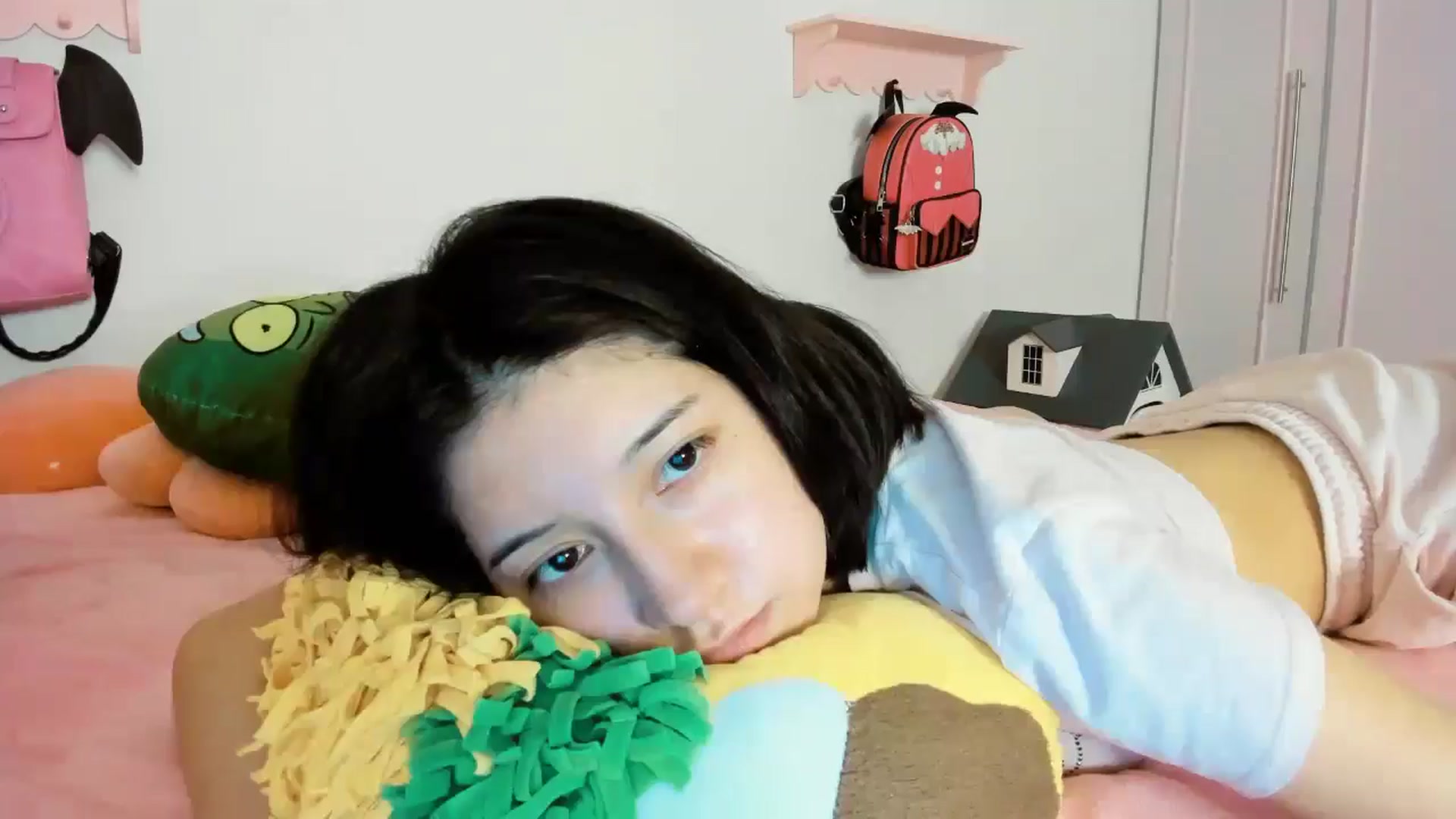 Gallery image thumbnail from Cherrycute666's myfreecams stream on, 12/08/2025, 07:13 image 2 of 20