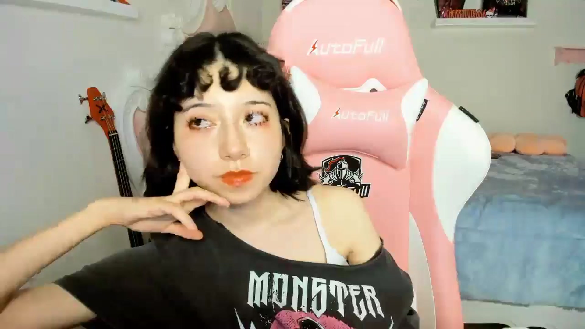 Gallery image thumbnail from Cherrycute666's myfreecams stream on, 12/13/2025, 07:31 image 20 of 20