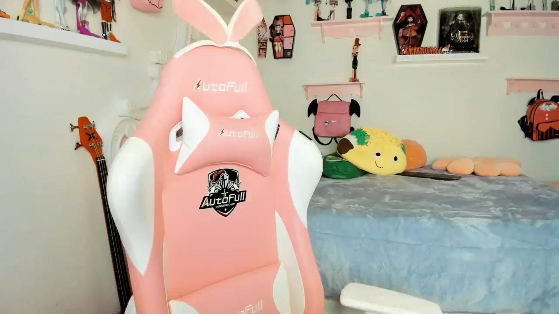 Gallery image thumbnail from Cherrycute666's myfreecams stream on, 12/14/2025, 05:04 image 20 of 20