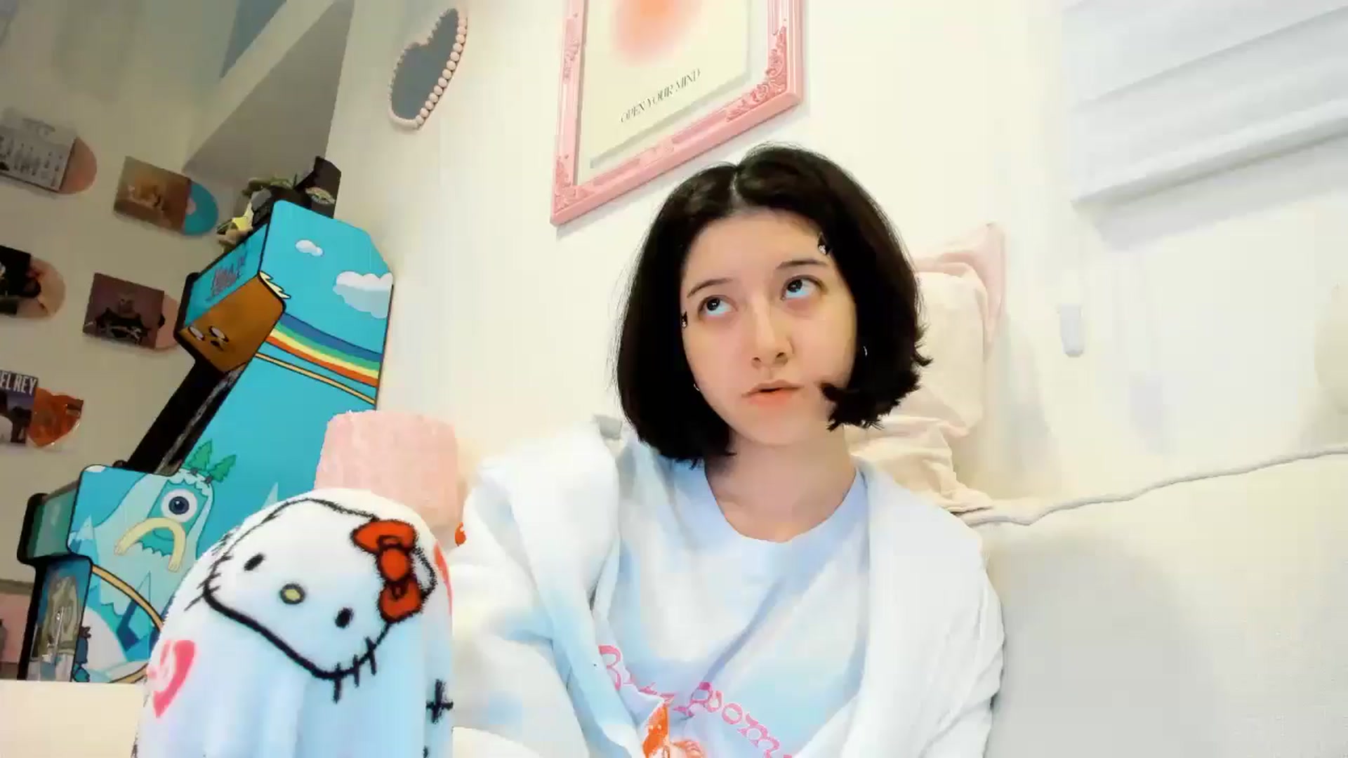 Gallery image thumbnail from Cherrycute666's myfreecams stream on, 12/15/2025, 24:22 image 15 of 20