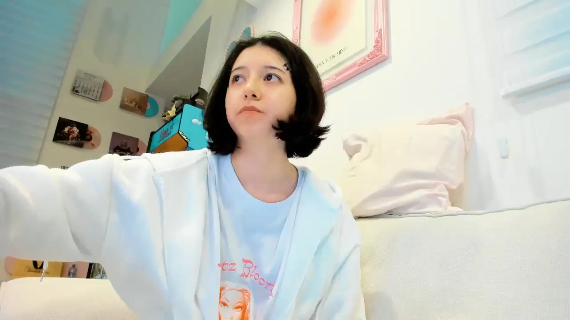 Gallery image thumbnail from Cherrycute666's myfreecams stream on, 12/15/2025, 24:22 image 7 of 20