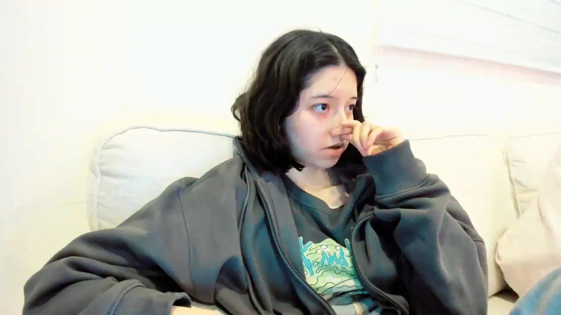 Gallery image thumbnail from Cherrycute666's myfreecams stream on, 12/19/2025, 02:25 image 14 of 20