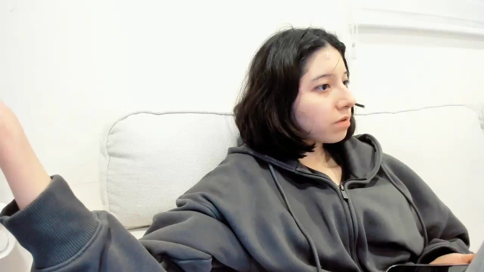 Gallery image thumbnail from Cherrycute666's myfreecams stream on, 12/19/2025, 04:56 image 2 of 20