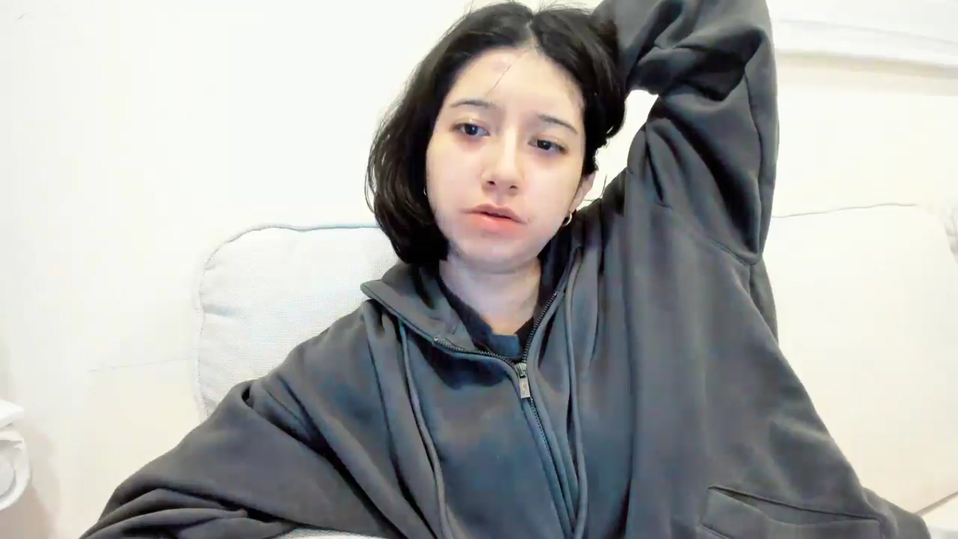 Gallery image thumbnail from Cherrycute666's myfreecams stream on, 12/19/2025, 04:56 image 13 of 20