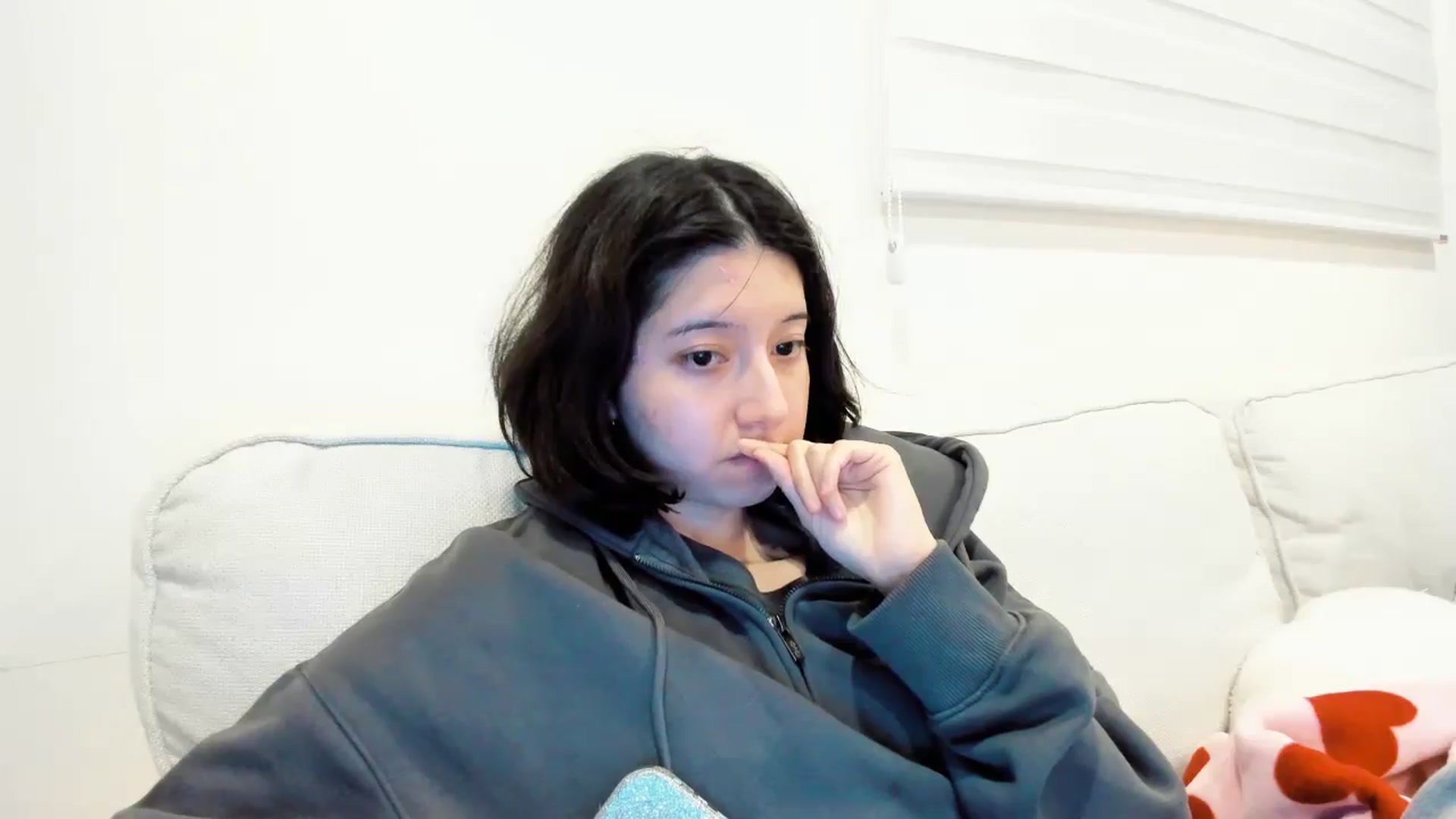 Gallery image thumbnail from Cherrycute666's myfreecams stream on, 12/19/2025, 06:36 image 20 of 20