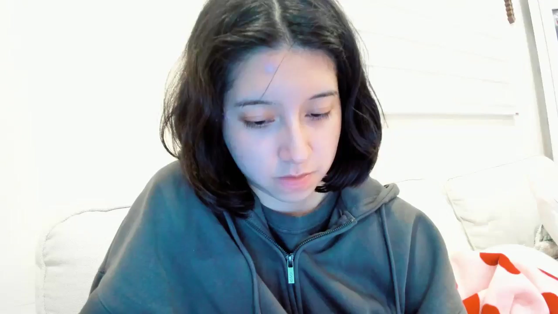 Gallery image thumbnail from Cherrycute666's myfreecams stream on, 12/19/2025, 06:36 image 14 of 20